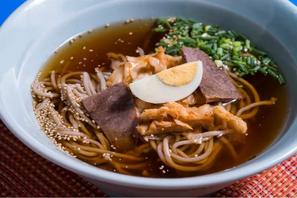 別府冷麺の一皿